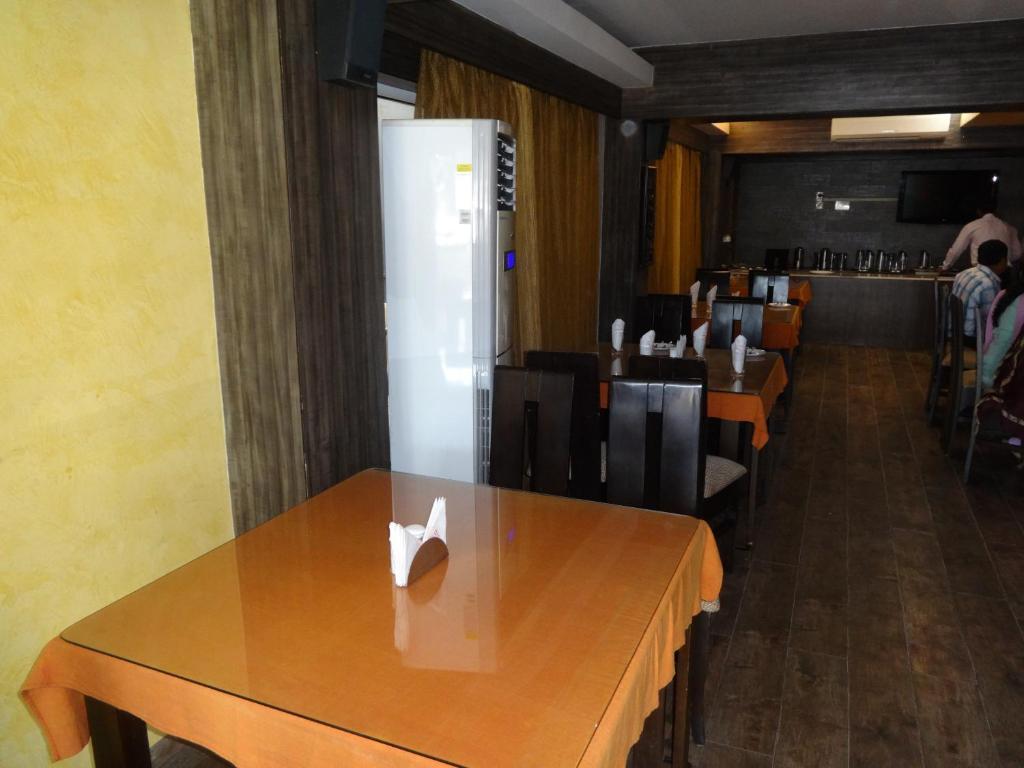 Hotel Miland Palace Bhubaneswar Exterior foto